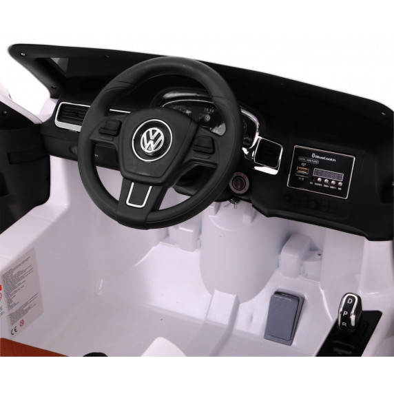 Volkswagen Touareg elektromos kisautó lakozott - Fehér